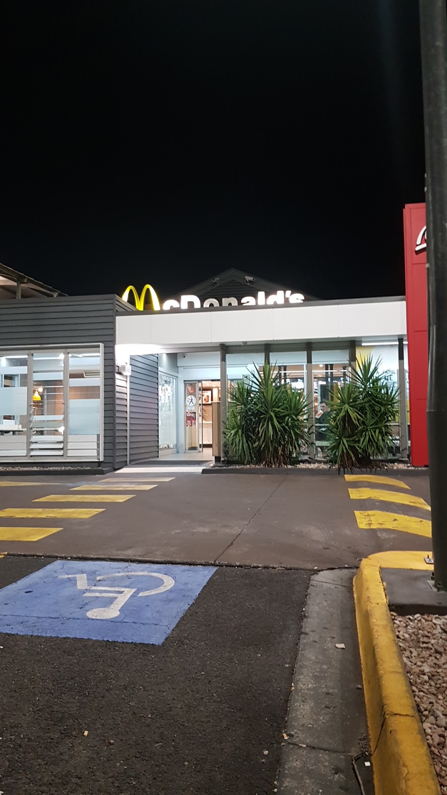 McDonalds Marsden | 68 Chambers Flat Rd, Waterford West QLD 4133, Australia | Phone: (07) 3805 4000