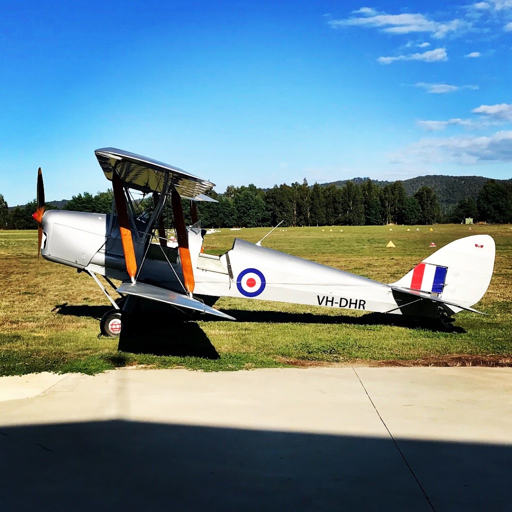 Tiger Moth Joy Flights Yarra Valley | Hanger 6, Lilydale Airport, 13 MacIntyre Ln, Yering VIC 3770, Australia | Phone: 0425 768 999