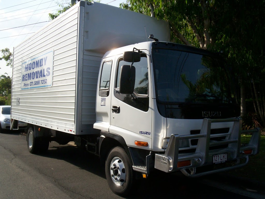 Moondy Removals | 3 Edward St, Loganlea QLD 4131, Australia | Phone: 0403 378 120