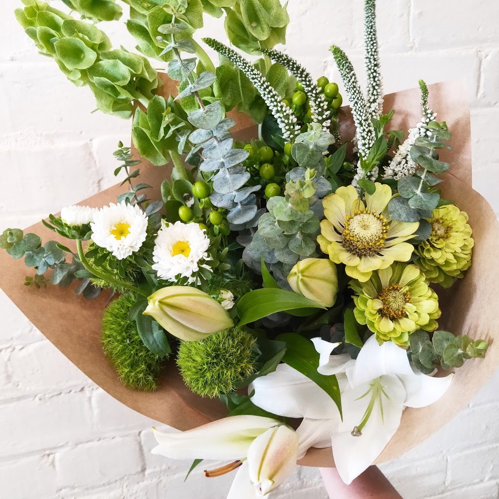 The Little Green Florist | florist | 5 Gillies St, Rochester VIC 3561, Australia | 0491754100 OR +61 491 754 100
