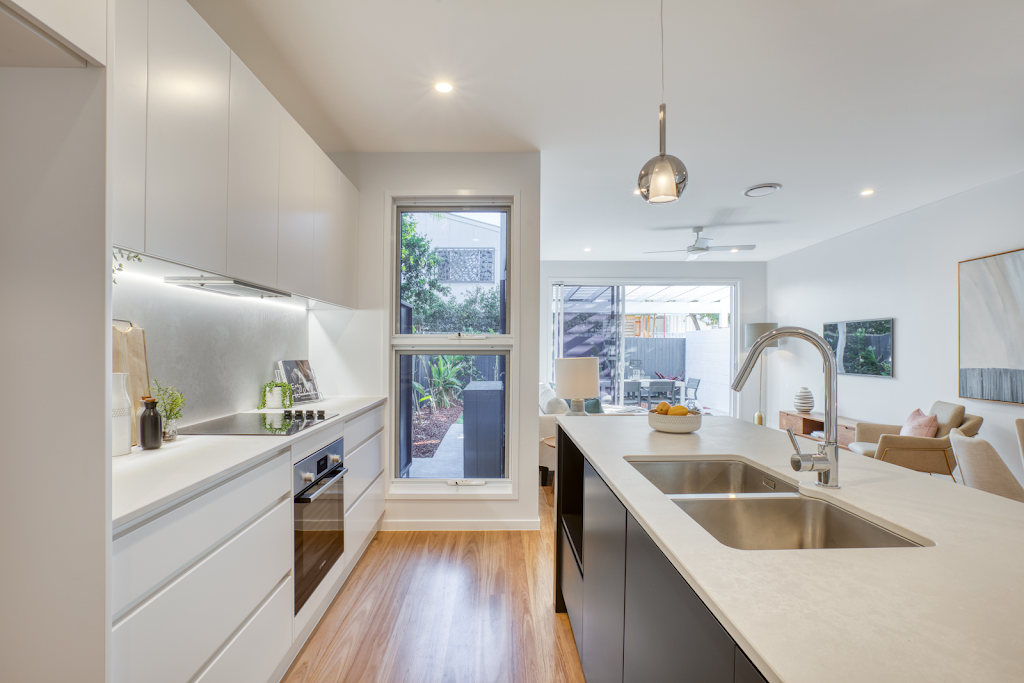 Kitchen Workz QLD P/L | 6 Filmer St, Clontarf QLD 4019, Australia | Phone: (07) 3284 4891