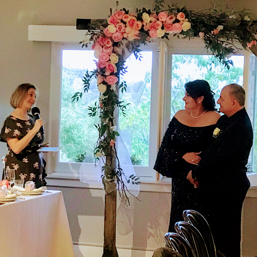 Olivia Ferraro - Marriage Celebrant | Darebin Blvd, Reservoir VIC 3073, Australia | Phone: 0413 805 843