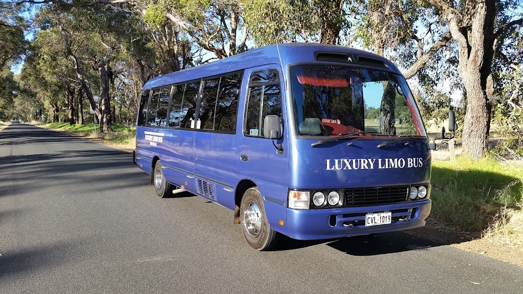 Margaret River Blue Bus | 392 Marine Terrace, Busselton WA 6280, Australia | Phone: 0472 525 262