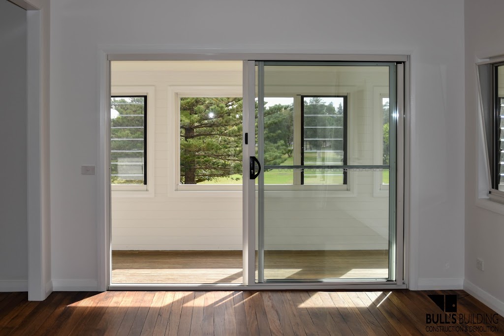 Bulls Building Construction & Demolition | 68 Songlark St, Bermagui NSW 2546, Australia | Phone: 0488 676 484