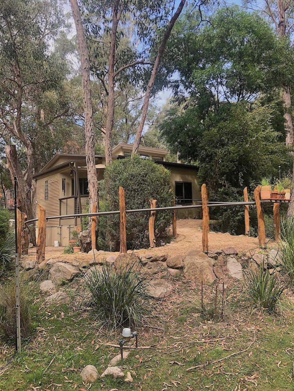 Shady Gums Grampians Accessible Place |  | 72 Royston Rd, Halls Gap VIC 3381, Australia | 0403319438 OR +61 403 319 438