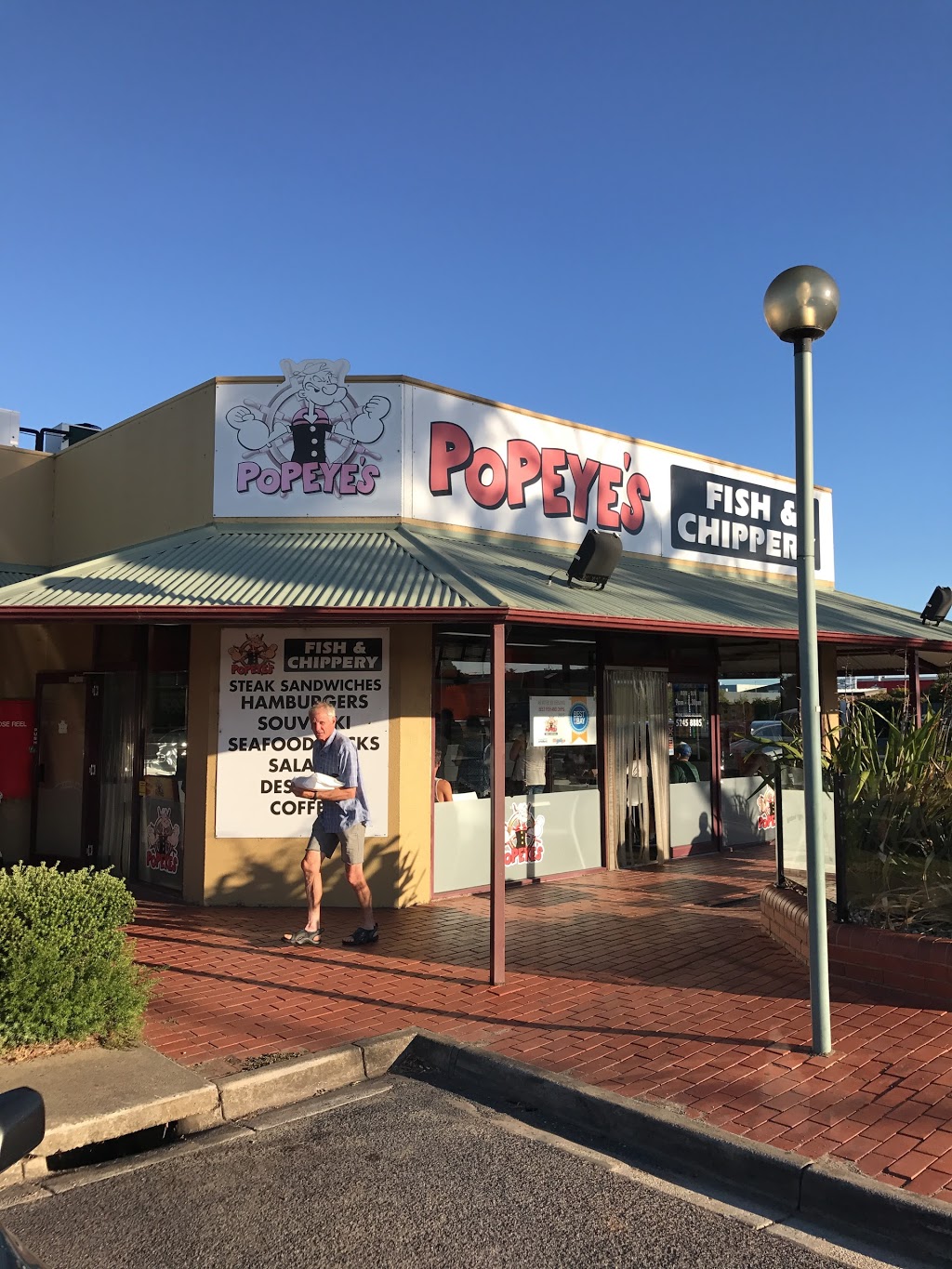 Popeyes Fish & Chippery | meal takeaway | 156 Torquay Road, Grovedale VIC 3216, Australia | 0352458885 OR +61 3 5245 8885