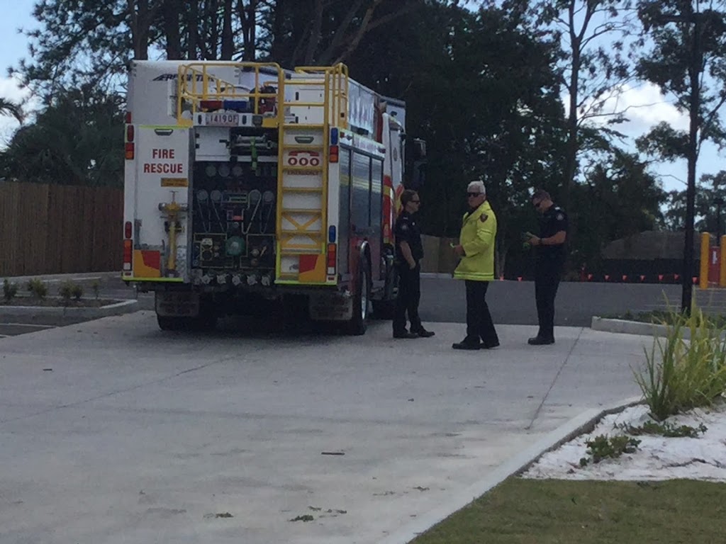 Bracken Ridge Fire & Rescue Station | fire station | 223 Bracken Ridge Rd, Bracken Ridge QLD 4017, Australia | 0736315208 OR +61 7 3631 5208