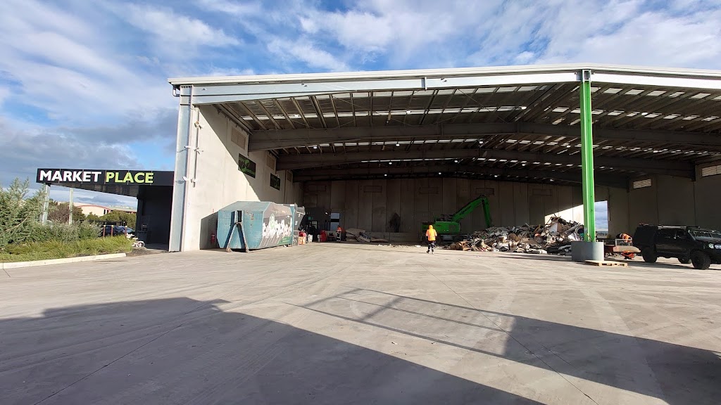 Future Recycling Transfer Station | 7/30-32 Exchange Dr, Pakenham VIC 3810, Australia | Phone: 13 73 29