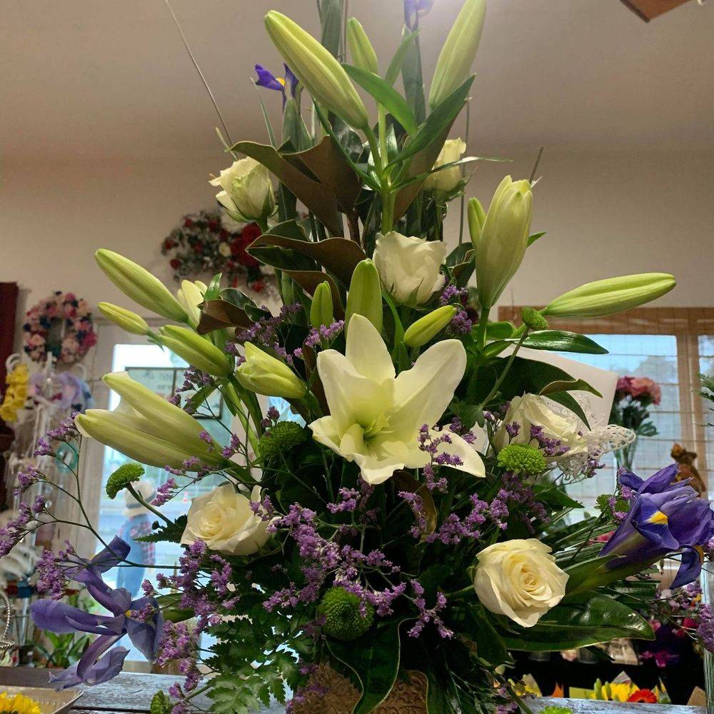 Kerrys Flowers | florist | 626 Pinjarra Rd cnr, Furnissdale Rd, Furnissdale WA 6209, Australia | 0418911728 OR +61 418 911 728