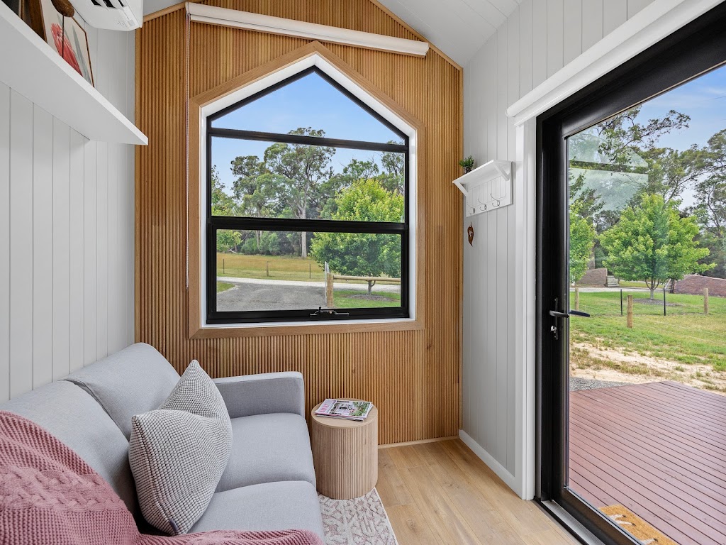 Little Luxe Cottage | 323 Cathedral Ln, Taggerty VIC 3714, Australia | Phone: 0404 454 749