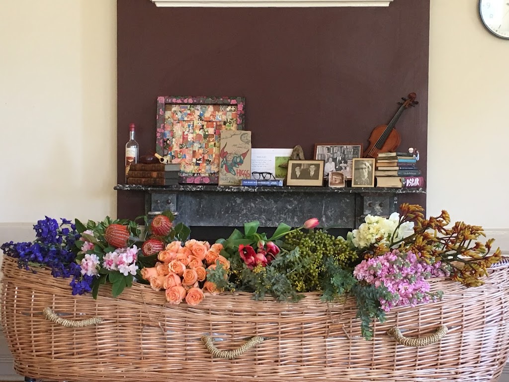 Picaluna - Beautiful Funerals - Eltham | 125 Lavender Park Rd, Eltham VIC 3095, Australia | Phone: (03) 9069 2634