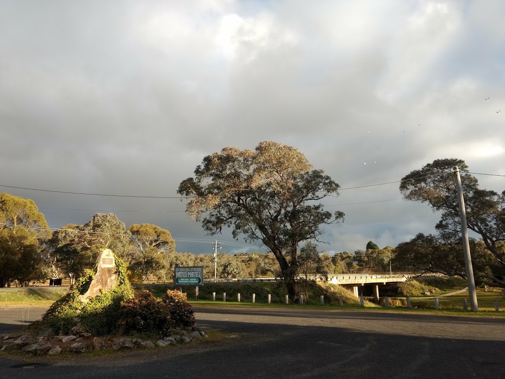 Ebor Falls Hotel Motel | lodging | 11690 Waterfall Way, Ebor NSW 2453, Australia | 0267759155 OR +61 2 6775 9155