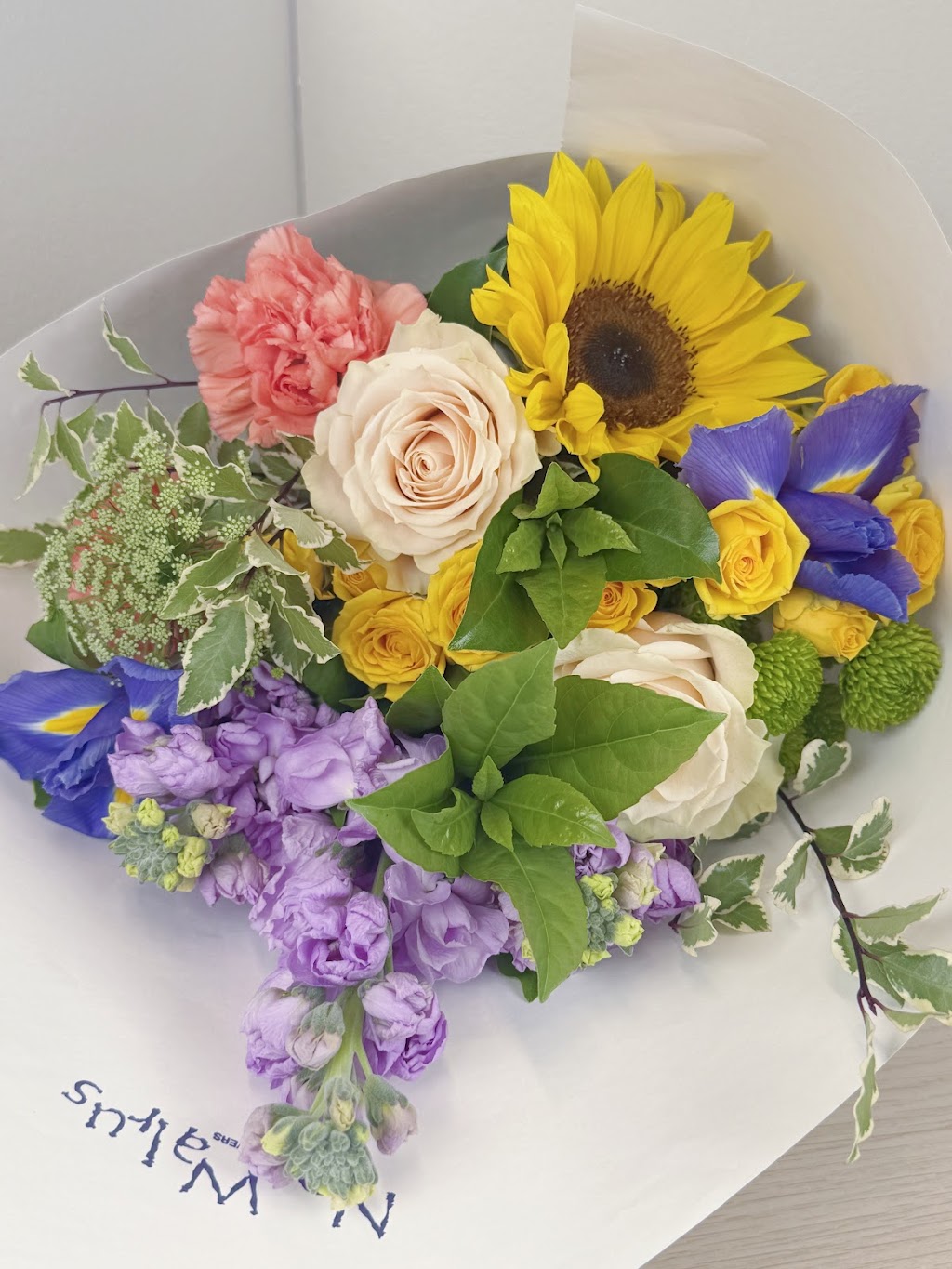No Walrus – Just Flowers | 16 Darwalla Rd, Mount Nathan QLD 4211, Australia | Phone: 0451 184 335