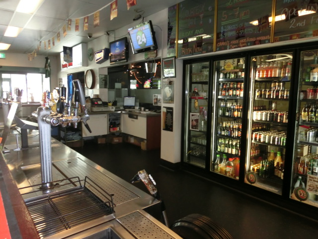 Brisbane Valley Tavern | restaurant | 1456 Brisbane Valley Highway, Fernvale QLD 4306, Australia | 0754270730 OR +61 7 5427 0730