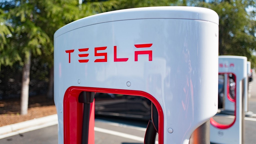 Tesla Destination Charger | 120 Arthurs Seat Rd, Red Hill VIC 3937, Australia | Phone: 0414 758 960