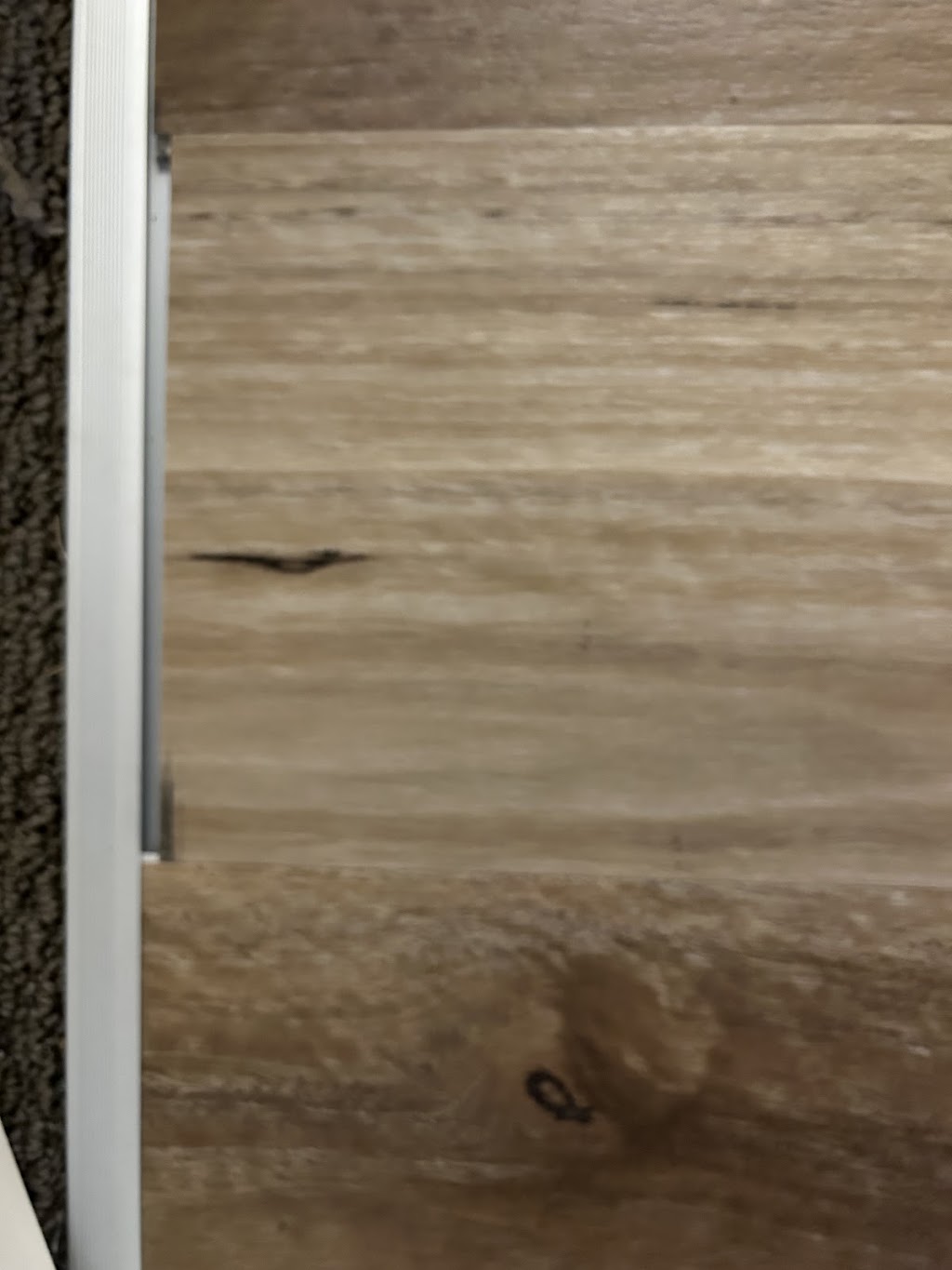 Cranbourne Flooring Xtra | 398 S Gippsland Hwy, Cranbourne VIC 3977, Australia | Phone: (03) 5917 2763
