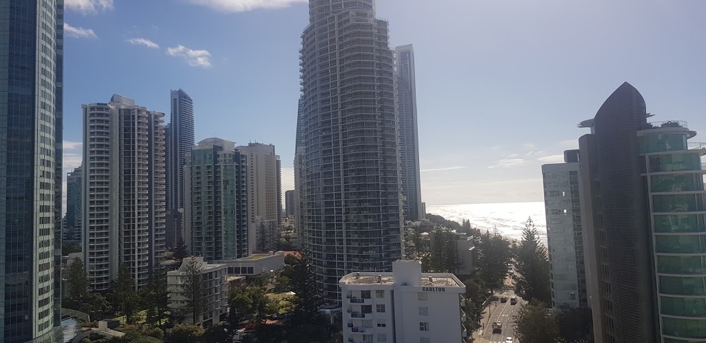 Longbeach Apartments | lodging | 28 Northcliffe Terrace, Surfers Paradise QLD 4217, Australia | 0755702366 OR +61 7 5570 2366