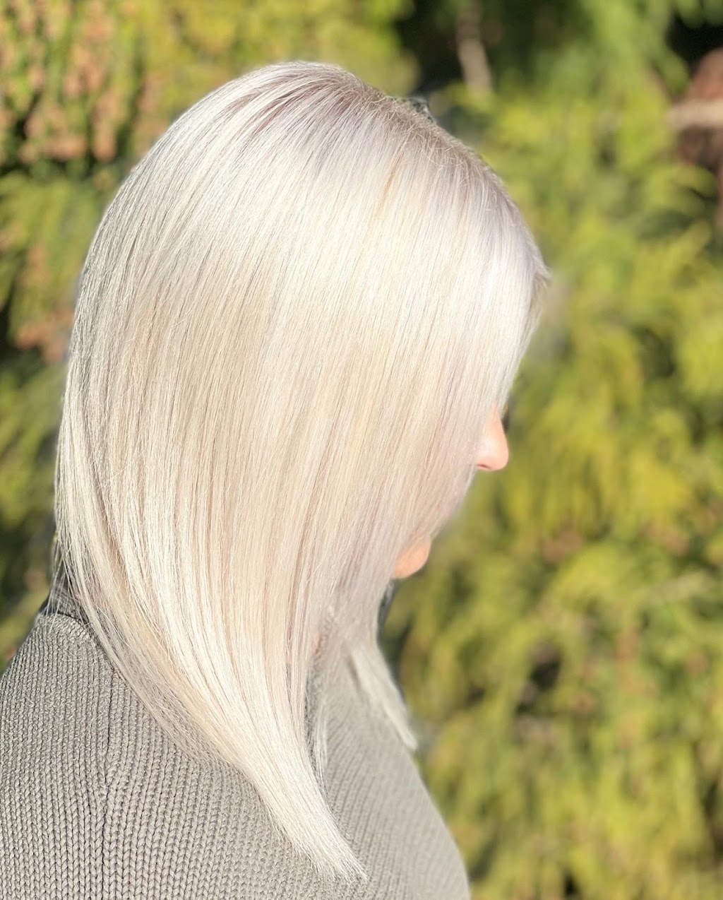 Hair By Esther | 225 Stock Rd, Drouin West VIC 3818, Australia | Phone: 0437 574 758