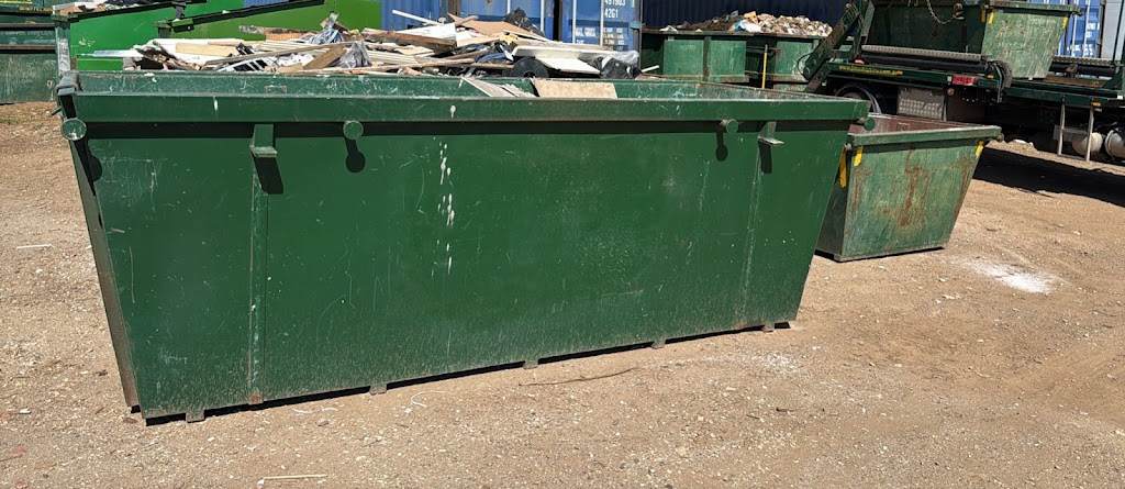 GM Skip Bins | 60 Buckingham St, Lara VIC 3212, Australia | Phone: 0415 968 904