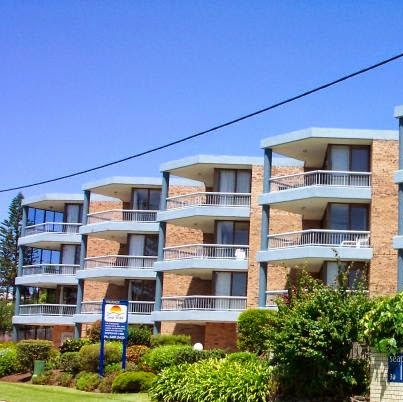 Sea Point Ocean Apartments | lodging | 32 Victoria Terrace, Kings Beach QLD 4551, Australia | 0754912433 OR +61 7 5491 2433