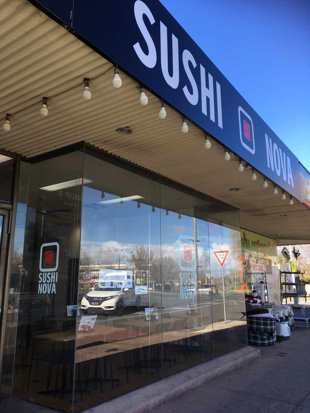 Sushi Nova | restaurant | 8/1-3 Eastwood St, Ballarat Central VIC 3350, Australia | 0343431983 OR +61 3 4343 1983