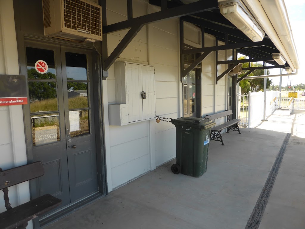 Miles Railway Station |  | 5 Corbett Dr, Miles QLD 4415, Australia | 1300131722 OR +61 1300 131 722