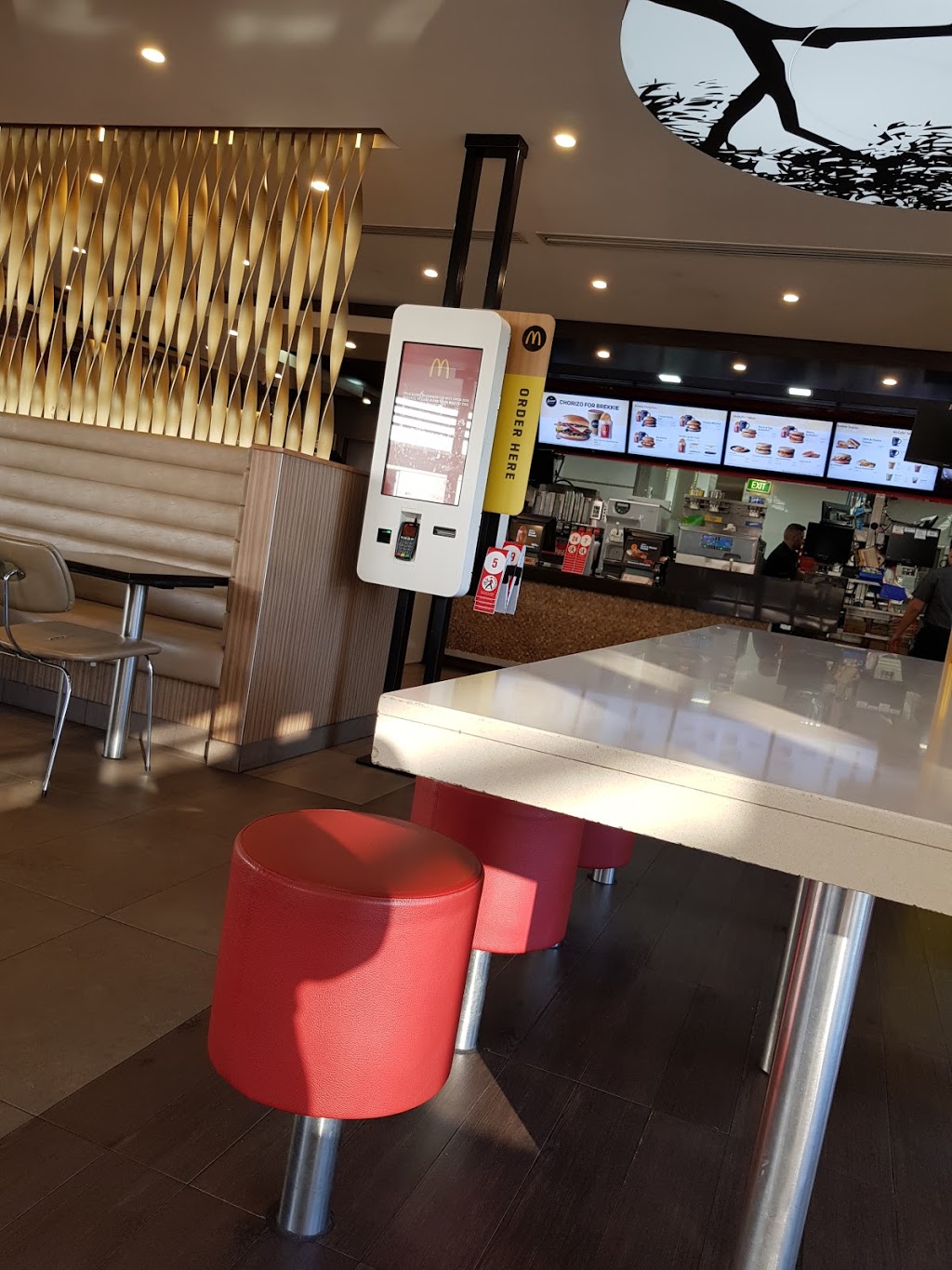 McDonalds St Clair | St Clair Shopping Centre Cnr Bennett & Endeavour Rds, St Clair NSW 2759, Australia | Phone: (02) 9834 2900