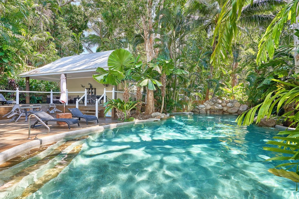 Palm Cove Tropic Apartments | lodging | 6 Triton St, Palm Cove QLD 4879, Australia | 0740553555 OR +61 7 4055 3555