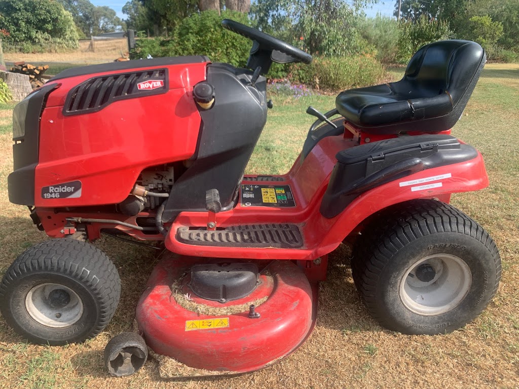 Coopers lawn mowing service | 37 MacKay St, Rosedale VIC 3847, Australia | Phone: 0493 266 783