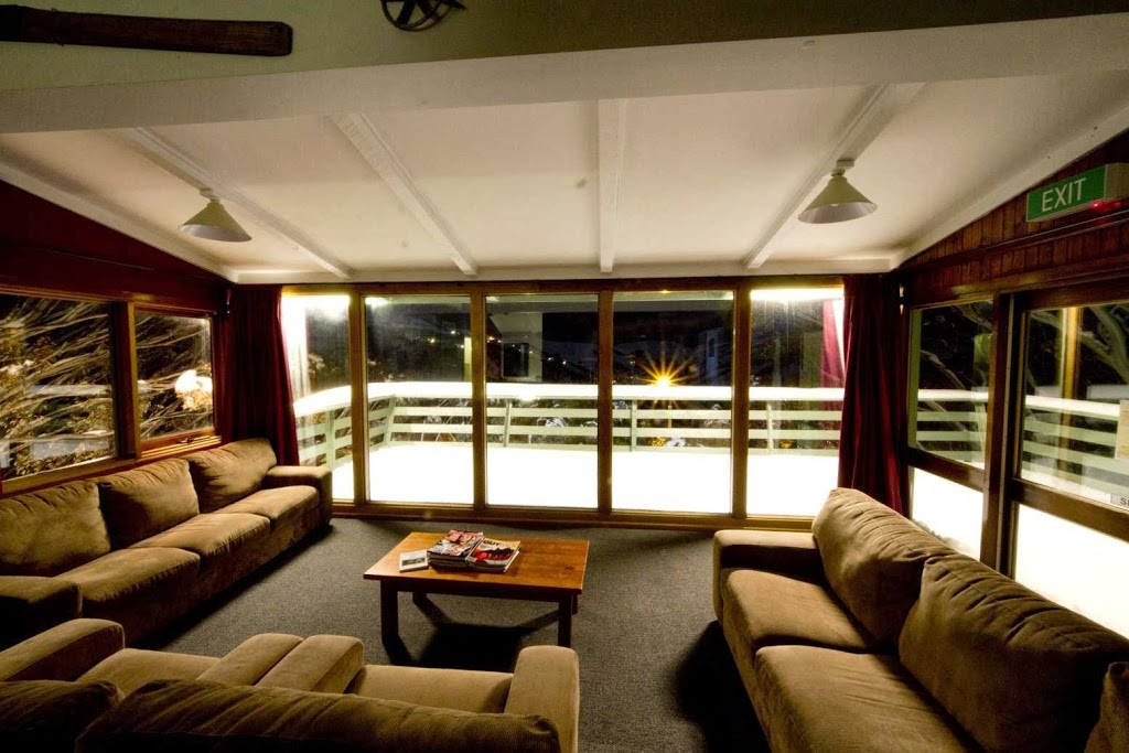 Tanderra Ski Lodge | lodging | Great Alpine Road, (Village Bus Stop 8), Mt Hotham VIC 3741, Australia | 1800819410 OR +61 1800 819 410