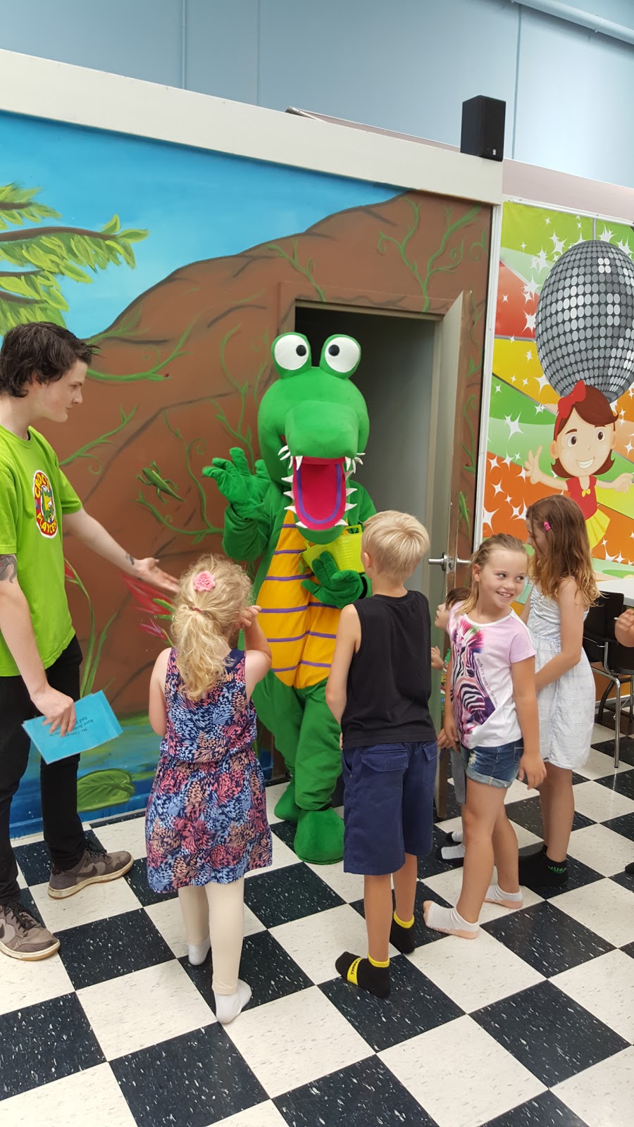 Crocs Playcentre Lyndhurst | 5/97 Monash Dr, Lyndhurst VIC 3975, Australia | Phone: (03) 8782 0045