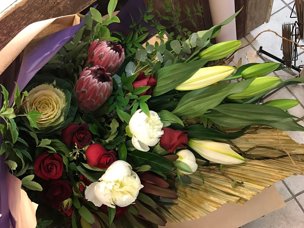 Sydneys Flowers to the World | florist | 1339-1341 Princes Hwy, Heathcote NSW 2233, Australia | 0295208742 OR +61 2 9520 8742