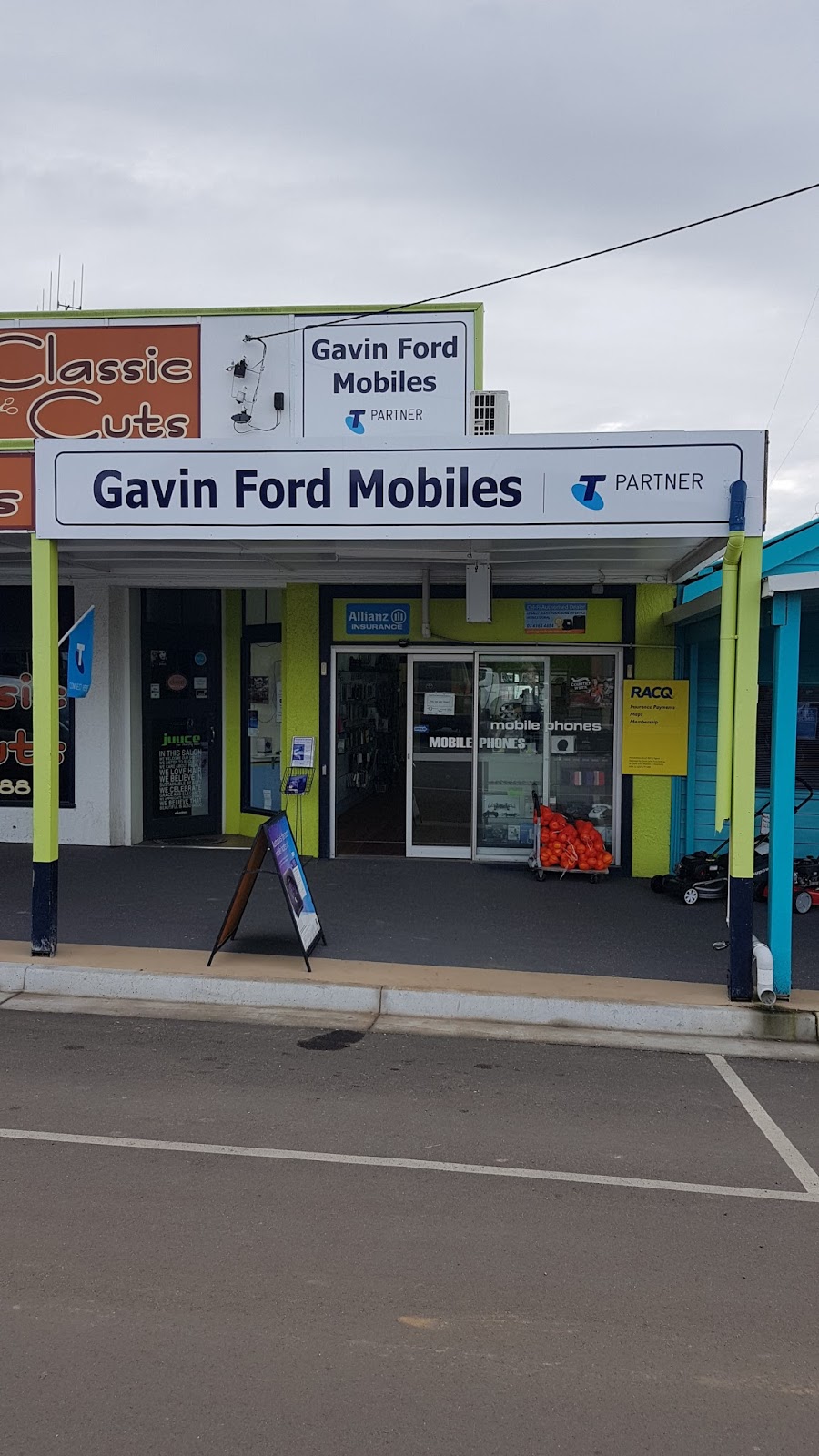Gavin Ford Mobiles and Insurance | store | 33 Lyons St, Mundubbera QLD 4626, Australia | 0741654884 OR +61 7 4165 4884