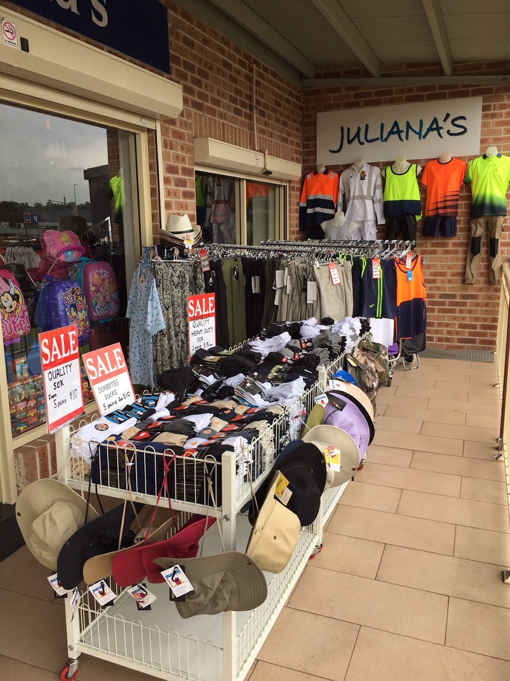 Julianas (north Richmond) | Shop 1/24 Riverview St, North Richmond NSW 2754, Australia | Phone: (02) 4571 1218