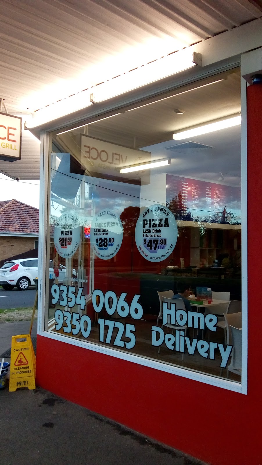 Veloce Pizza | 37 Derby St, Pascoe Vale VIC 3044, Australia | Phone: (03) 9354 0066