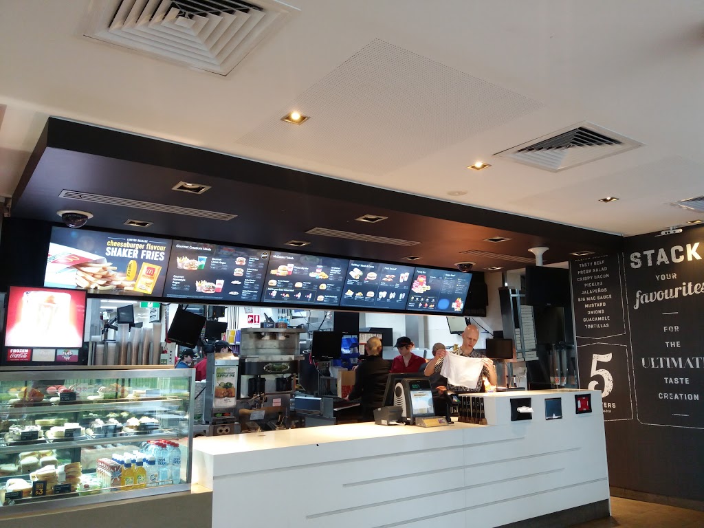 McDonalds Figtree | meal takeaway | 22 Princes Hwy, Figtree NSW 2525, Australia | 0242263255 OR +61 2 4226 3255