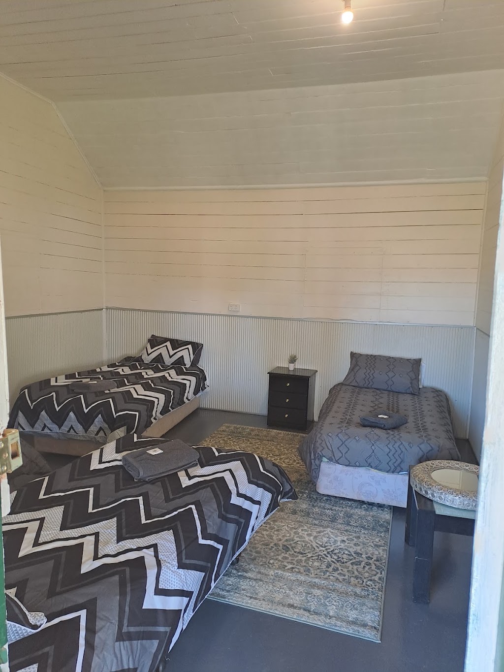 Royal Mail Hotel | 9 Archernar St, Hungerford QLD 4493, Australia | Phone: (07) 4655 4093
