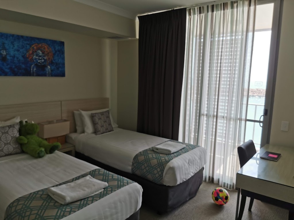 Mantra Geraldton | lodging | 221 Foreshore Dr, Geraldton WA 6530, Australia | 0899561300 OR +61 8 9956 1300