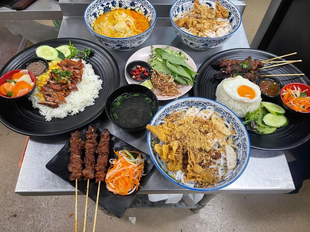 Kets Skewer N Food Truck | 9A Boileau St, Keysborough VIC 3173, Australia | Phone: 0401 959 989