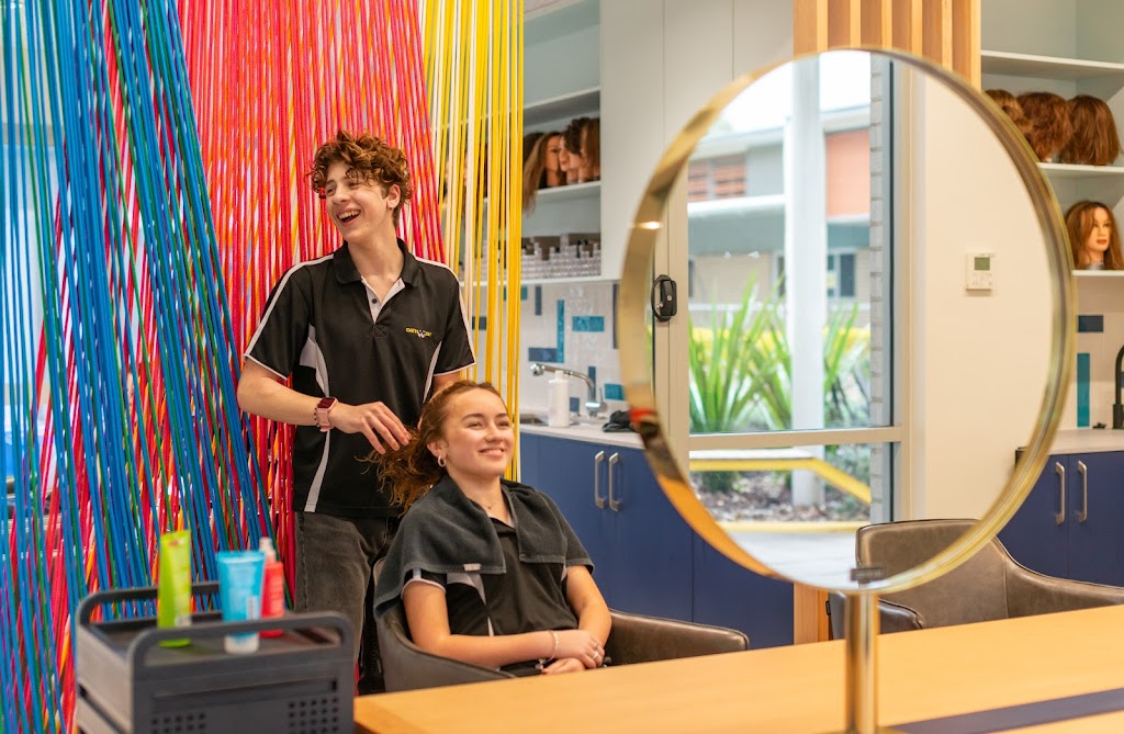 CathWest Innovation College - Loyola Campus | 91 N Parade, Mount Druitt NSW 2770, Australia | Phone: (02) 8886 9500