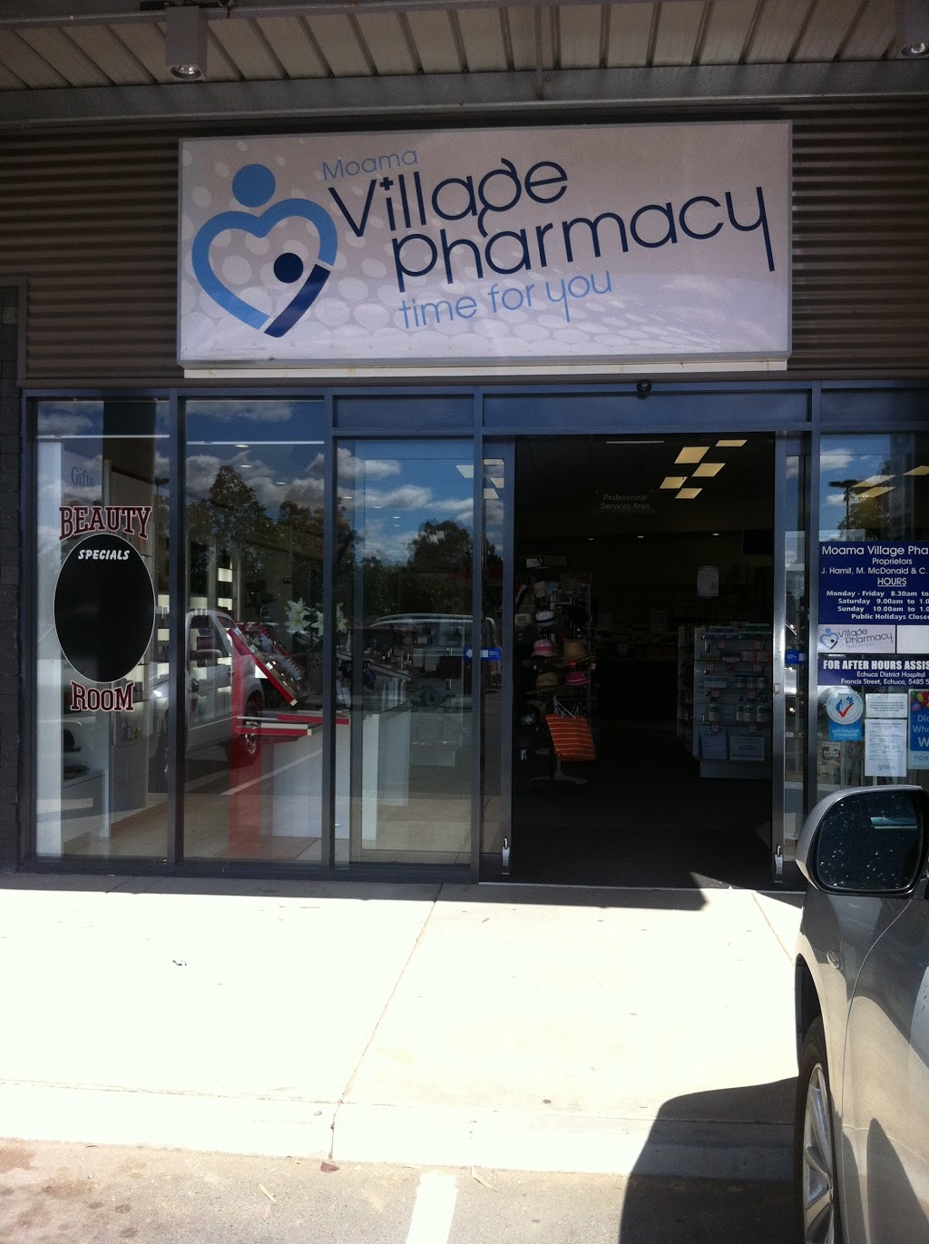 Moama Village Pharmacy | 2 Perricoota Rd, Moama NSW 2731, Australia | Phone: (03) 5480 9555