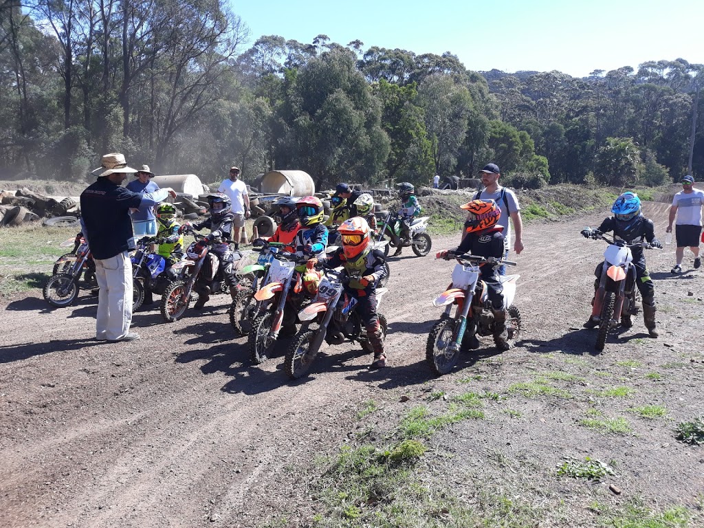 Wollongong Motorcycle Club | tourist attraction | 340 Harry Graham Dr, Kembla Heights NSW 2526, Australia | 0434951477 OR +61 434 951 477