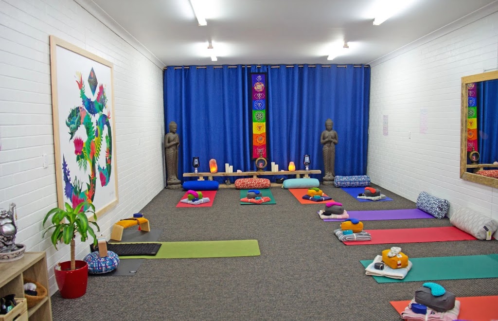 Samadhi Tribe Yoga | gym | 1/31 Sydney St, Mogo NSW 2536, Australia | 0488115911 OR +61 488 115 911