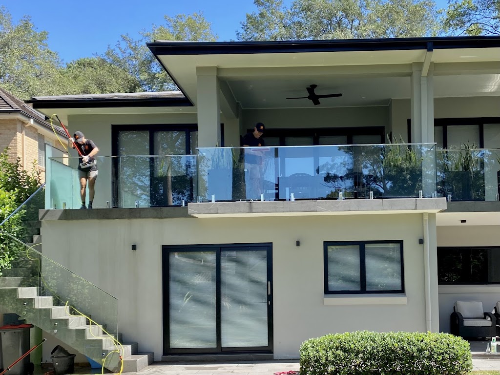 LION WINDOW CLEANING | 11 Dakara Dr, Frenchs Forest NSW 2086, Australia | Phone: 0420 936 771