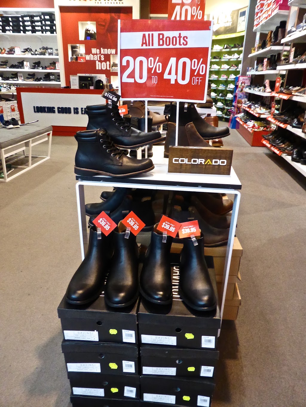 Williams | shoe store | Shop 1087, Town Centre Dr, Helensvale QLD 4212, Australia | 0730678720 OR +61 7 3067 8720