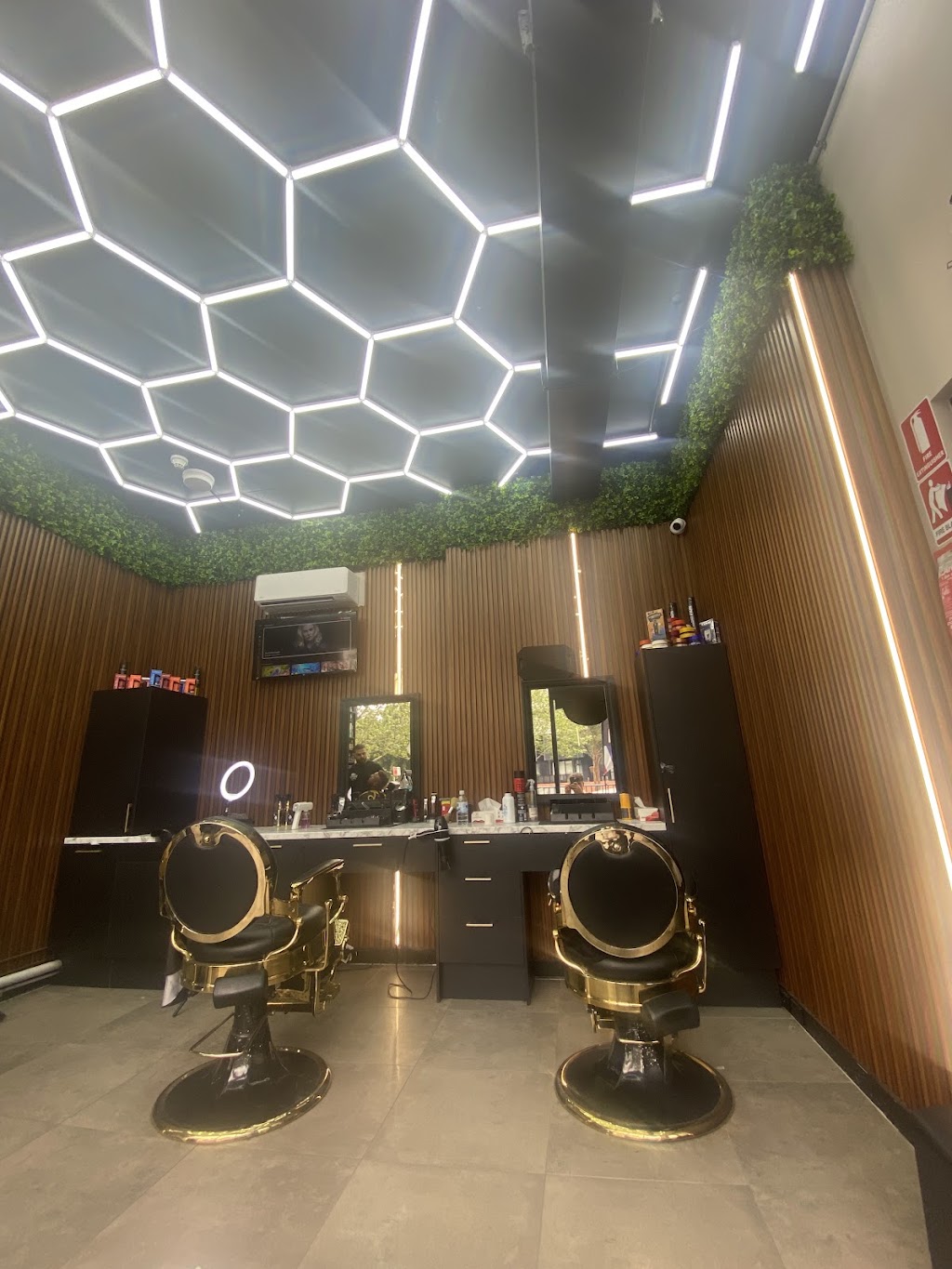 HIGHLAND barbershop | 50 Lord Sheffield Cct, Penrith NSW 2750, Australia | Phone: 0487 951 255