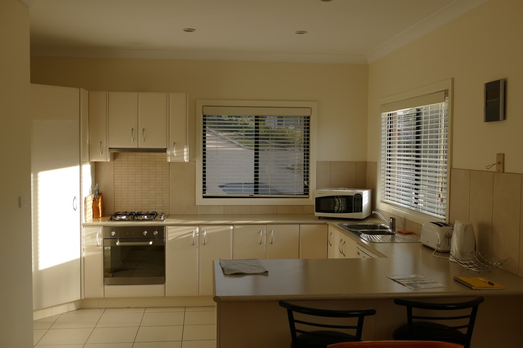 Alaska Apartments | lodging | 8 Poley Cow Ln, Jindabyne NSW 2627, Australia | 0430180516 OR +61 430 180 516