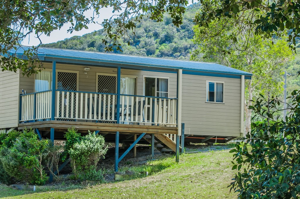 Hat Head Holiday Park | Straight Street, Hat Head NSW 2440, Australia | Phone: 1300 425 605