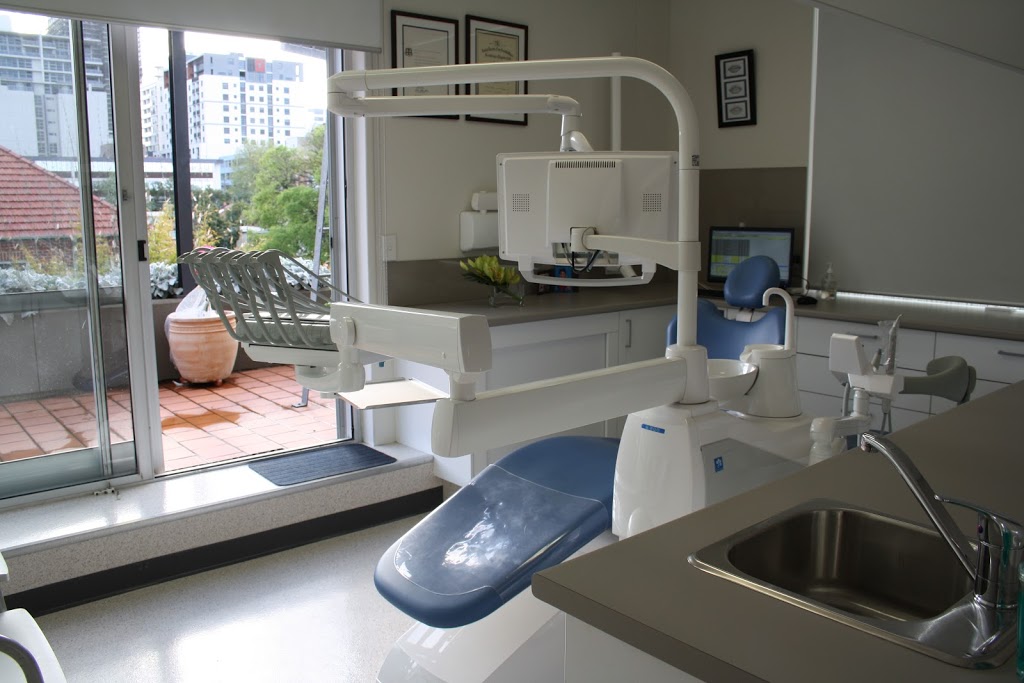 CrowsNest Dentists | Suite 4 Level 1/136 Willoughby Rd, Crows Nest NSW 2065, Australia | Phone: (02) 9438 2222