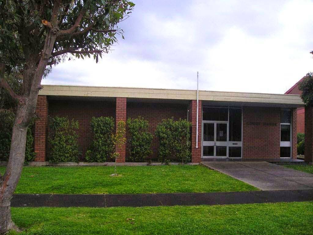 Colac Magistrates Court | courthouse | 40 Queen St, Colac VIC 3250, Australia | 0352343400 OR +61 3 5234 3400